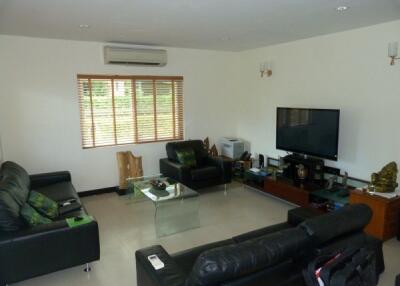 Villa Norway Pratumnak Pattaya for sale