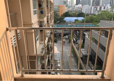 PG 2 condominium only 5 mins walk from MRT Rama 9 for sale with the tenant guaranteed returns. - 920071062-121
