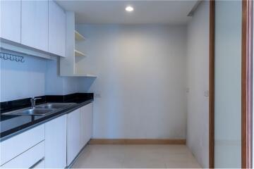 For sale with tenant  Hot Deal 2 Beds Duplex Rajadamri (Leasehold) - 920071001-9386