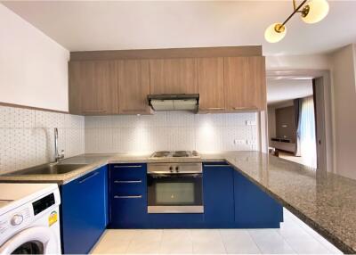 Beautiful 2 Bedroom Apartment in Prime Location of Wireless Road! - 920071001-10604