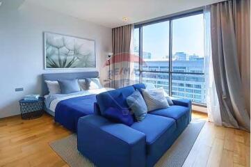 Hyde Sukhumvit 13 - Modern 2 Bedroom Apartment on High Floor