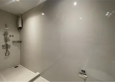 FOR RENT Pet friendly 2 bedrooms with balcony Sukhumvit 55 - 920071001-10561