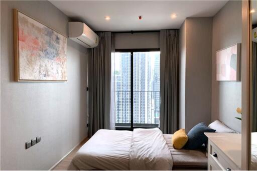 A nice corner room with effortlessly access condominium to BTS Ekkamai and Sukhumvit area. - 920071062-107