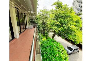 Modern 2bed Low Rise Apartment in Prime Location, Steps from BTS Ploenchit! - 920071001-10525