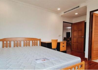 Apartment For Rent - Three Bedrooms near Thonglor