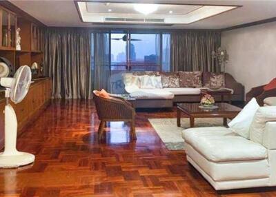 For Sale Spacious 3 bedrooms with balcony on 23 floor@Oriental Towers - 920071001-10407