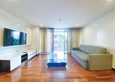 FOR RENT Pet friendly 2 bedrooms with balcony Sukhumvit 55 - 920071001-10369