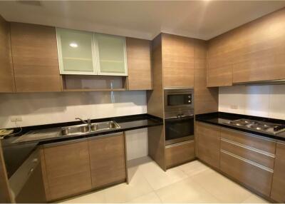 For Rent: High-Quality 2-Bedroom Apartment on Sukhumvit 55 (Soi Thonglor)