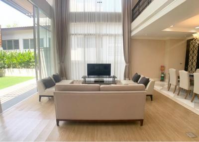 For sale with tenant townhouse with private pool in Sukhumvit 49.