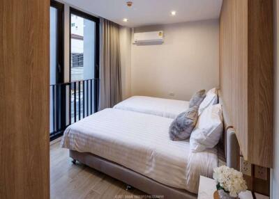 Low rise apartment with 12 mins walk to Ploen Chit BTS Station. - 920071062-99