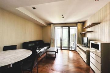 A contemporary style unit with pet-friendly on Sukhumvit 38