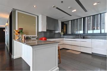 Duplex 4 bedrooms with private lift on high floor Un blocked view. The Met Near by BTS Chong Nonsi - 920071001-10306