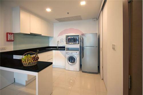 Sivatel Luxury Apartment in Ploenchit