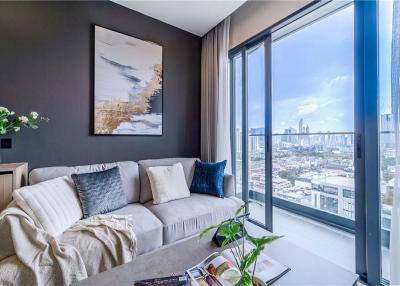 A fully luxury furnished Cooper Siam condominium in the CBD area is the most convenient access to anywhere in Bangkok. - 920071062-84