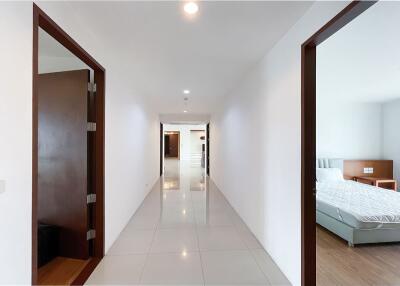 Pet friendly newly renovated 4 bedrooms BTS Thonglor