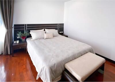 Apartment 3+1 Bedrooms for rent in Sukhumvit 63,BTS Ekkamai - 920071001-10171