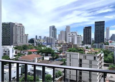 A modern with a spectacular view condominium 3 mins walk to BTS Asoke/MRT Sukhumvit. - 920071062-80