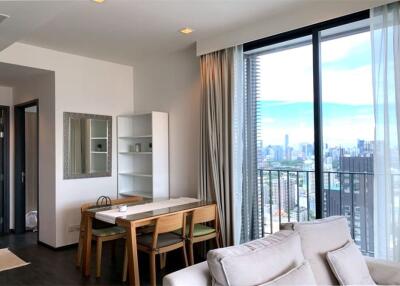 A modern, corner room with a spectacular view condominium 7 mins walk to BTS Asoke. - 920071062-75