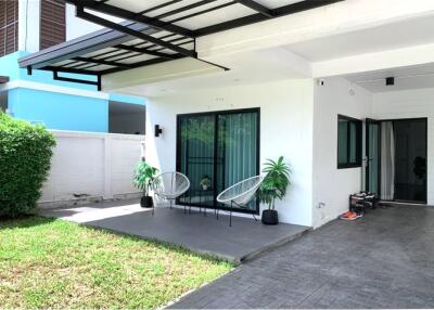 A modern house and facilities with great value and easy access from Bangna Trat 39 to Sukhumvit Road. - 920071062-74