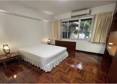 Pet freindly New renoavted spacious 3beds + maid Sukhumvit 26 - 920071001-10148