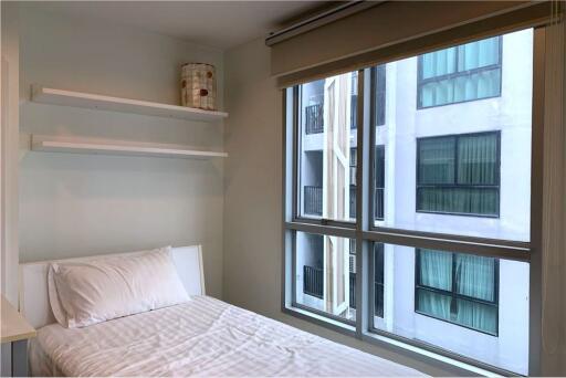 Fully furnished condominium in a quiet area.