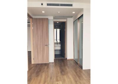 For Sale unit un-furnished 2 bedrooms on mid floor Noble BE33 - 920071001-10058