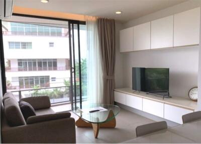 Contemporary style apartment in a very quiet and convenient area with pet-friendly locate on Ekkamai 22. - 920071062-60