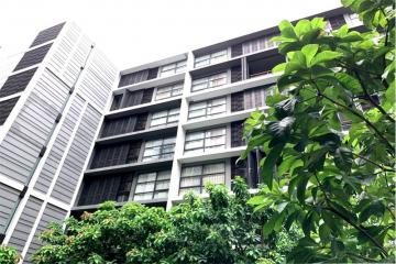 Effortlessly access condominium to BTS Ekkamai and Sukhumvit area.