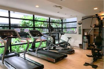 Effortlessly access condominium to BTS Ekkamai and Sukhumvit area. - 920071062-57