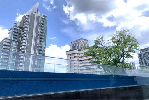 Effortlessly access condominium to Thong Lor and Sukhumvit area.