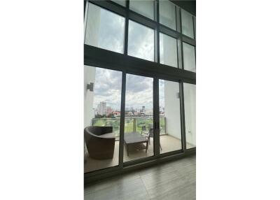 Duplex unit 2 bedrooms 185 Rajdamri 2 bed BTS Rajdamri