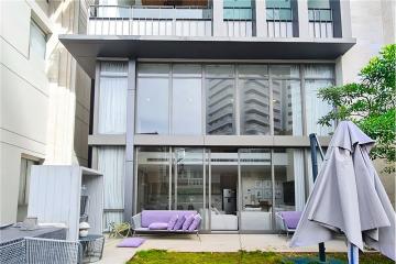 Luxury townhouse 4 bedrooms with private pool in Sukhumvit 49