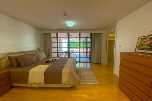Big terrace 4 bedrooms in private apartment Sathon Soi 1 - 920071001-9945