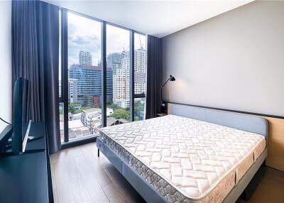 Luxury modern spacious 1 bedroom unit Kraam Sukhumvit 26 - 920071001-9930