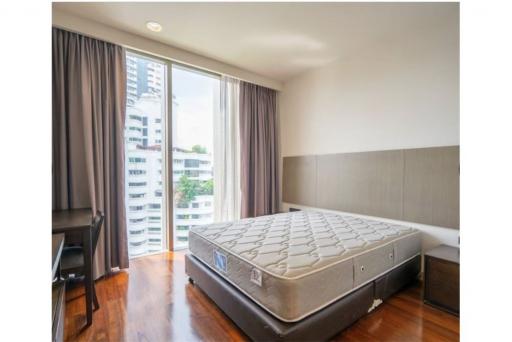 Modern unit 4 beds with open kitchen Sukhumvit 30