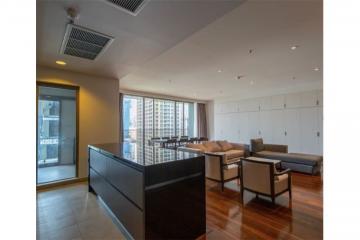 Modern unit 4 beds with open kitchen Sukhumvit 30