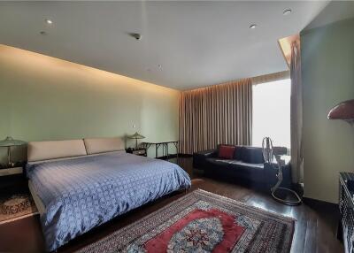 For Sale : Spacious 3 bed High floor The Infinity Sathorn