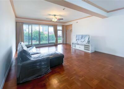 Pet friendly newly renovated unit come with private big balconies. - 920071001-9877