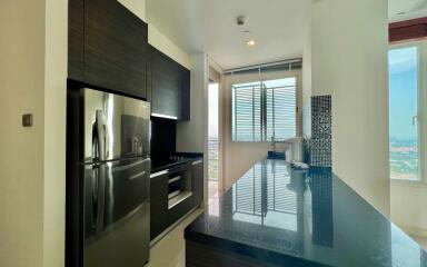 Reflection – 2 Bed 2 Bath Sea View With Jacuzzi (40th Floor)