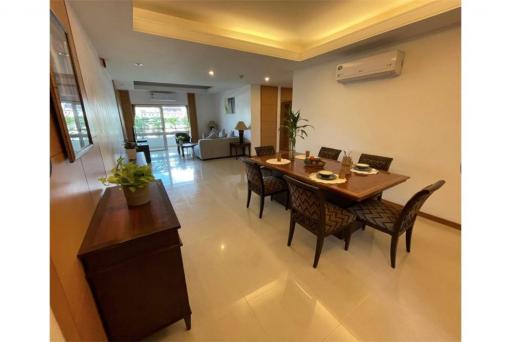 Pet friendly 2 bedrooms Sathorn FOR RENT