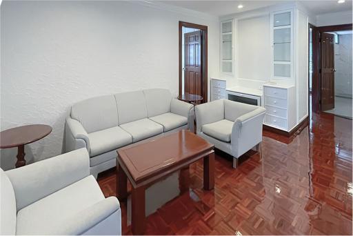 Spacious new renovated 3 bedrooms 5 Minutes walk to NIST