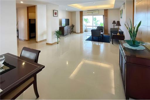 Pet friendly 3 bedrooms Sathorn FOR RENT