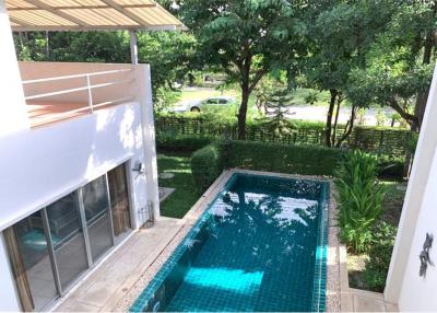 Elegant Bangkok Retreat: Rent Your Dream Home