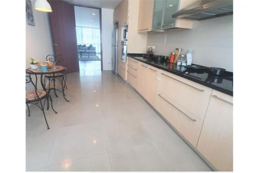 Low-rise Building Sathorn / 4 Bedrooms / For Rent