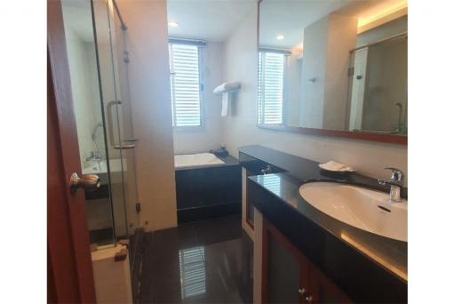 Low-rise Building Sathorn / 4 Bedrooms / For Rent