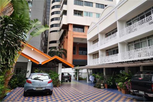 3-storey townhome for living or business in Phrom Phong for Rent - 920071001-9461