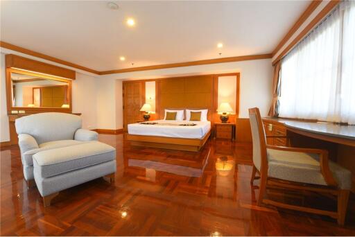 Luxury Residence Phrom Phong 4 Bedroom For rent !! - 920071045-64
