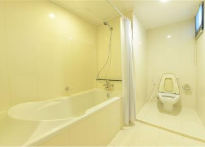 Luxury Residence @Phrom Phong For rent !! - 920071045-62