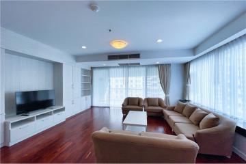 Pet freindly penthouse 4 beds Sukhumvit 24 BTS Phrakanong