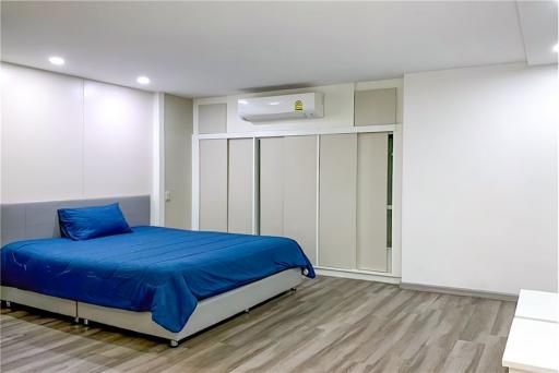 Modern style condominium pet-friendly located on Sukhumvit 24